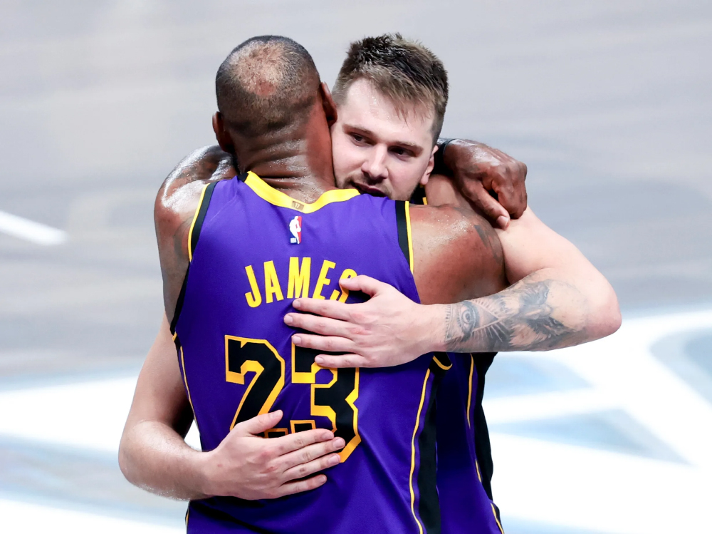 luka-doncic-muon-lebron-james-giai-nghe-trong-mau-ao-lakers-4
